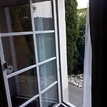 Loft Im Erdgeschoss, Kreuzbergl, 45qm, 1-3 Gaeste, Gratis Parkplaetze & Self Check-in Apartment Klagenfurt am Woerthersee