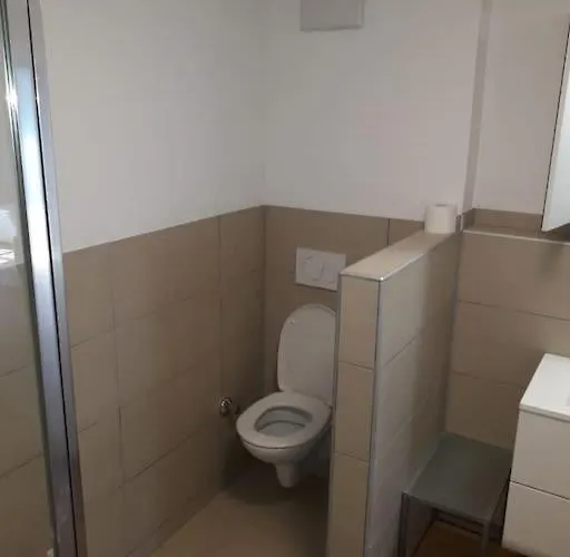 Lägenhet Loft Im Erdgeschoss, Kreuzbergl, 45qm, 1-3 Gaeste, Gratis Parkplaetze & Self Check-in